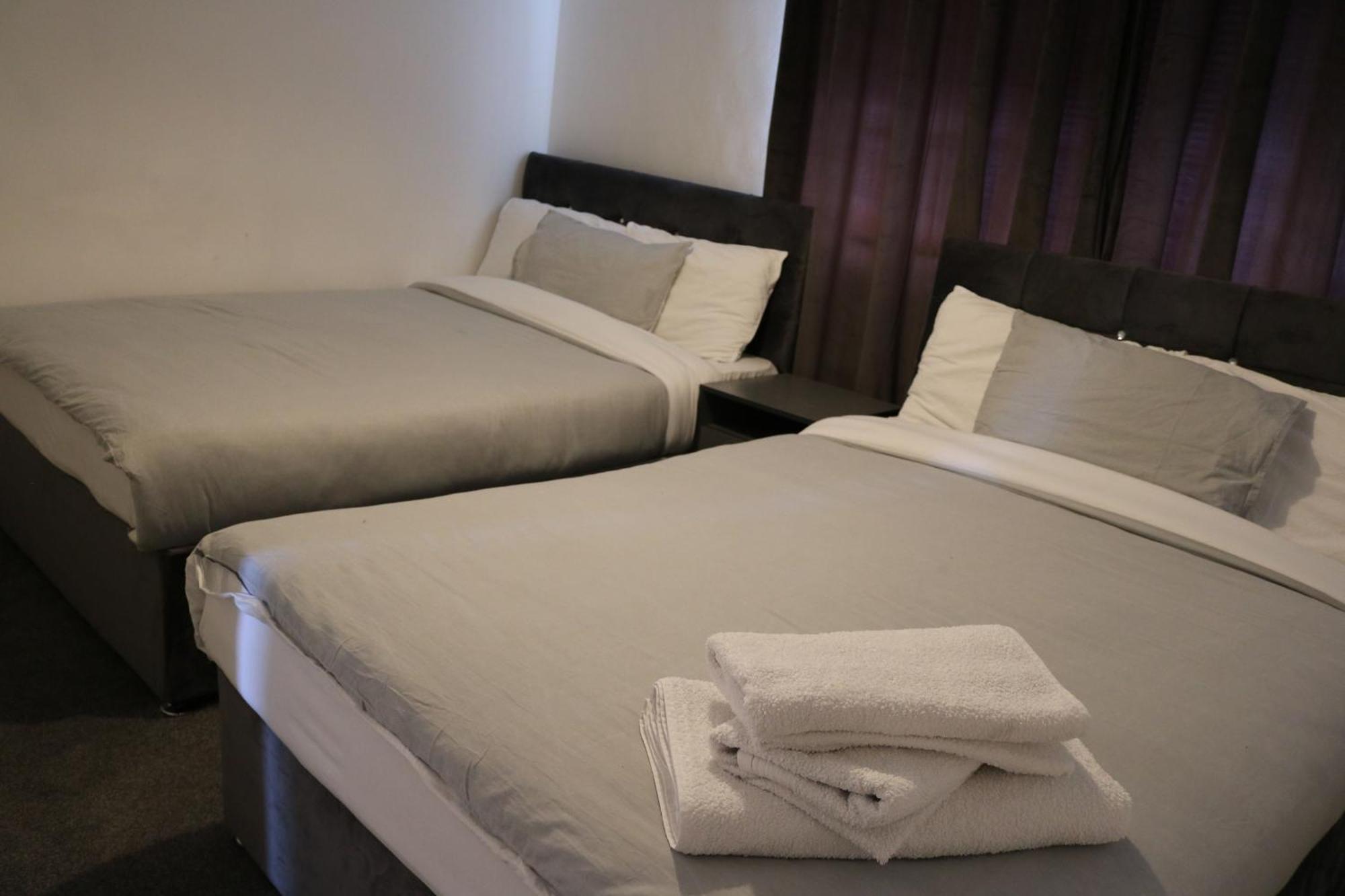 Cosy 2 Bed With Parking Near Piccadilly, Etihad Stadium And Coop Live Sleeps Up To 5 Villa Manchester Dış mekan fotoğraf